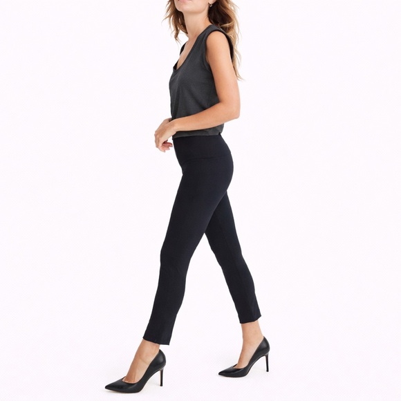 Veronica Beard 8 Scuba Navy Pant Zip back Blue 0028 Ponte Pants cropped career - Picture 1 of 8